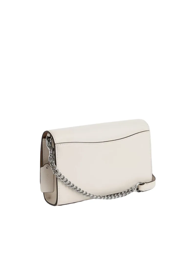 ( PREORDER ) Coach Flap Clutch Bag In Silver Chalk CP034