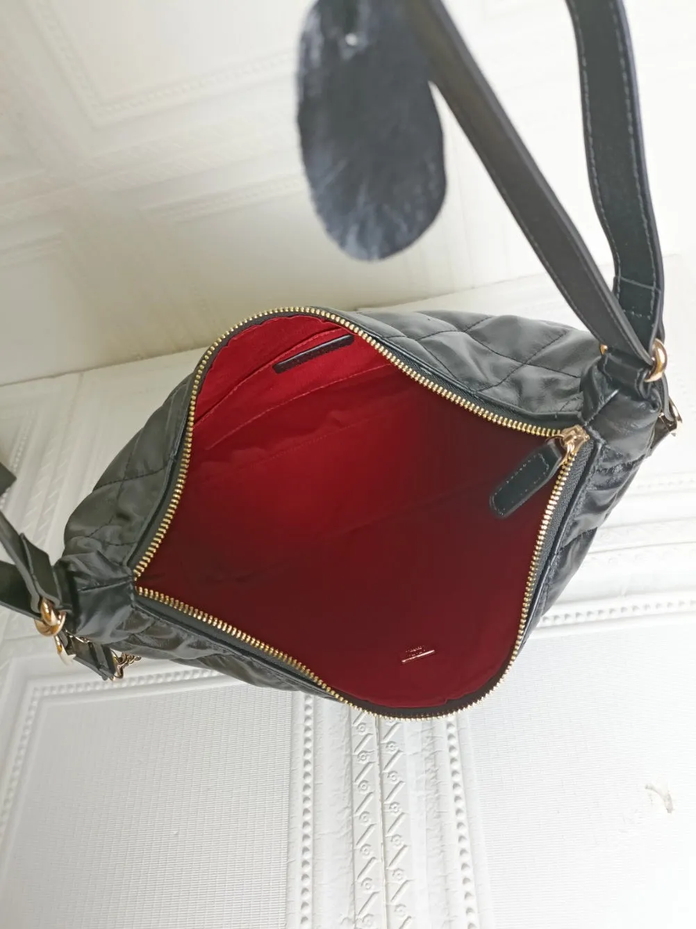 CC611 Hobo Bag / 13.8x14.5x4.3inch