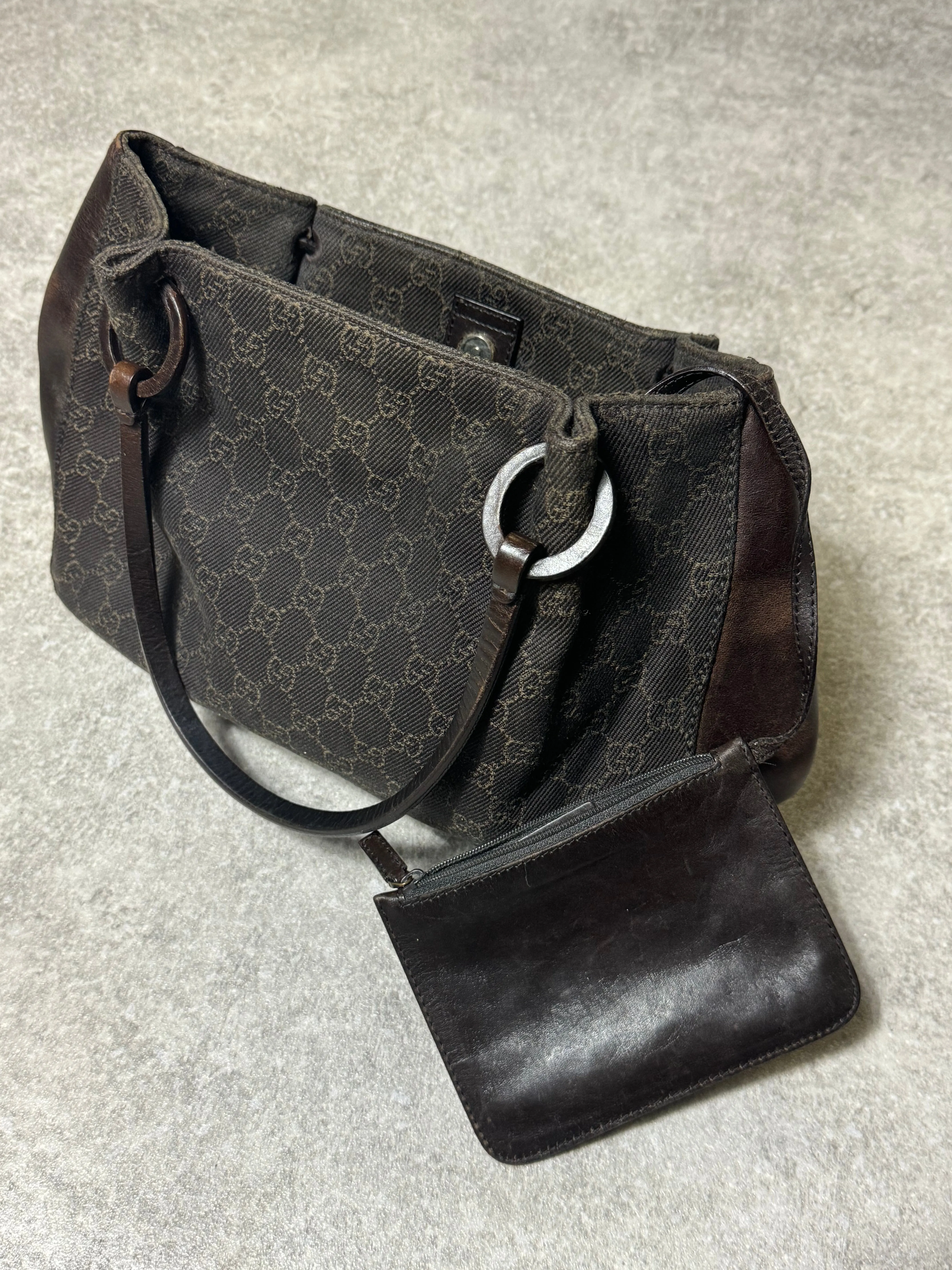 Gucci Supreme GG Canvas Leather Shoulder Bag with Pouch