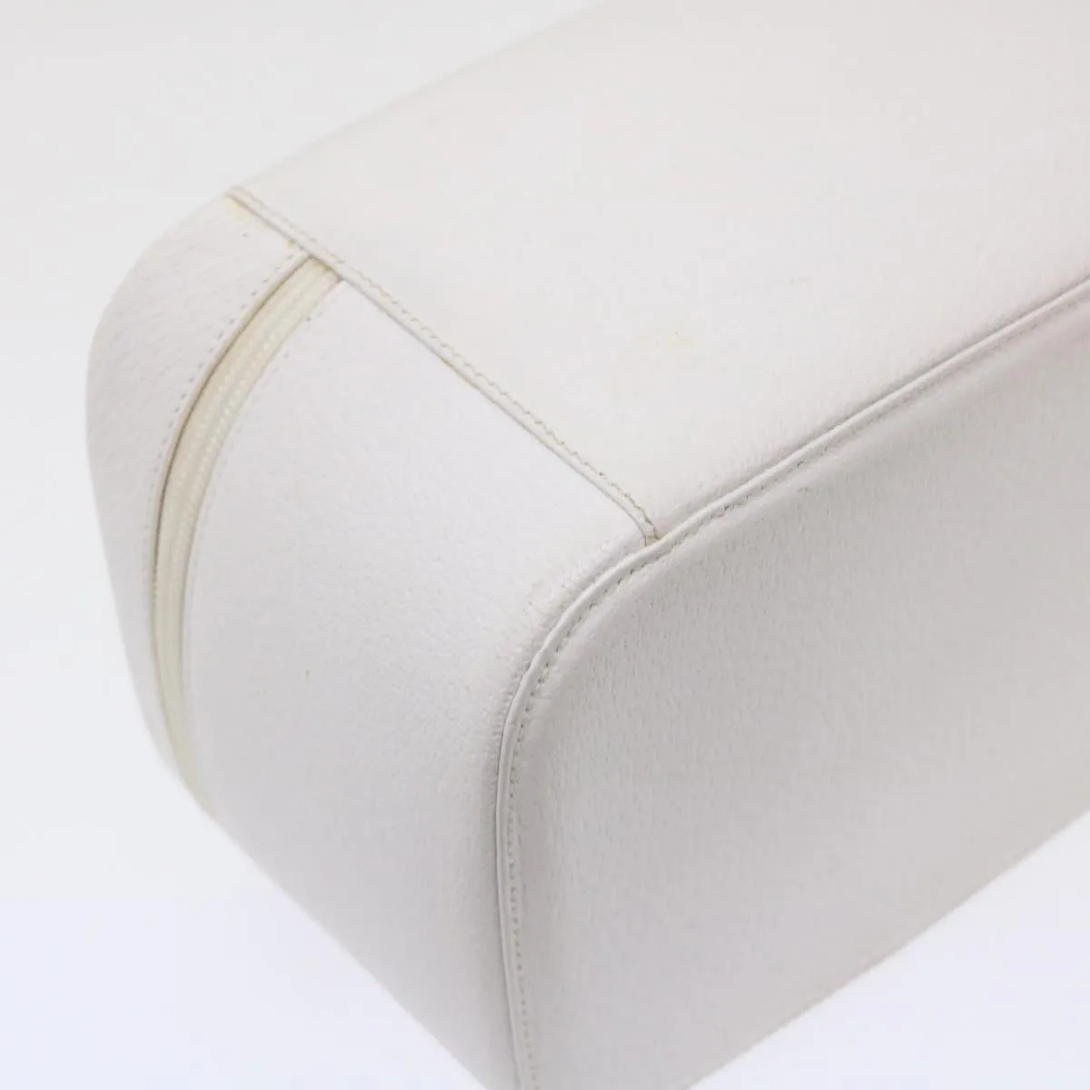 GUCCI Vanity Cosmetic Pouch Leather White 03917050710  bs6557