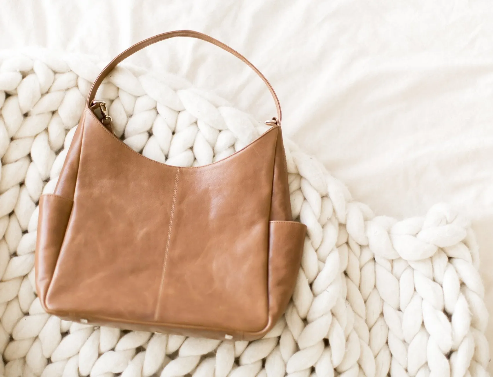 Hobo Bag - Caramel