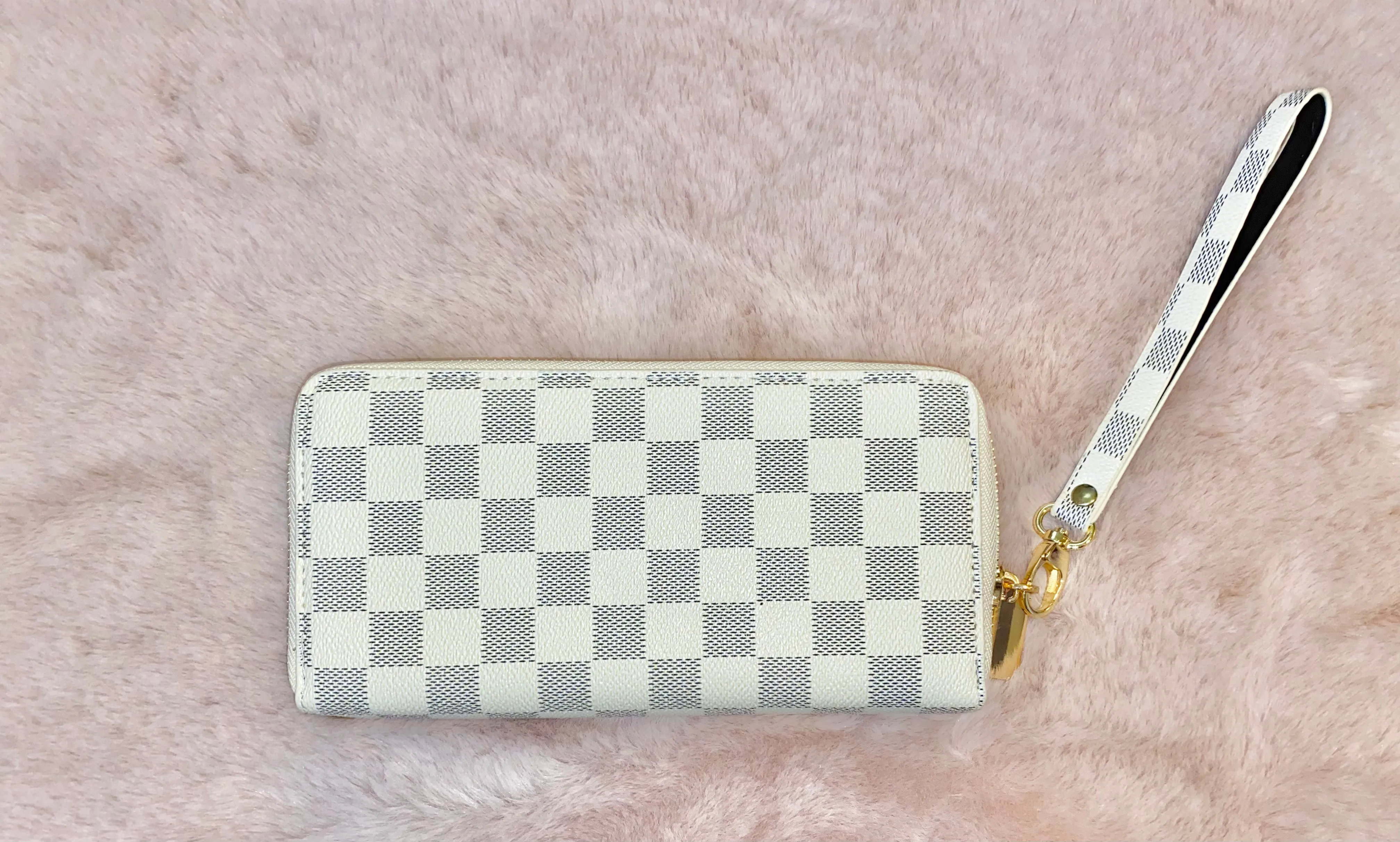 Lily Wallet Wristlet