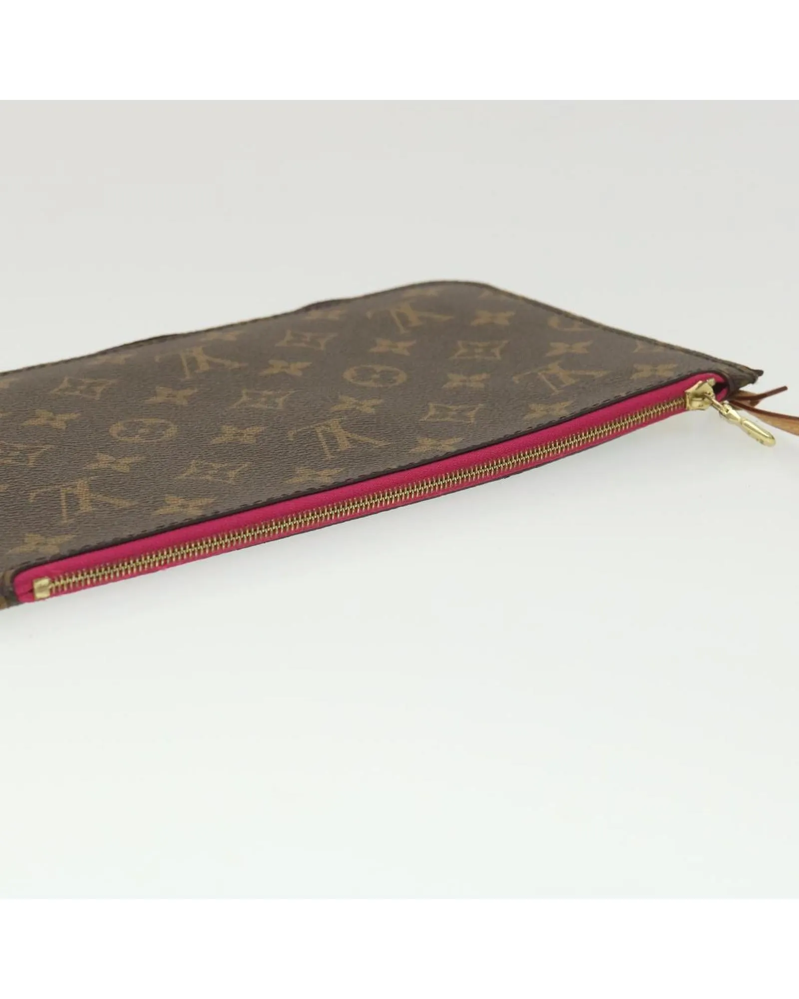 Monogram Neverfull MM Pouch