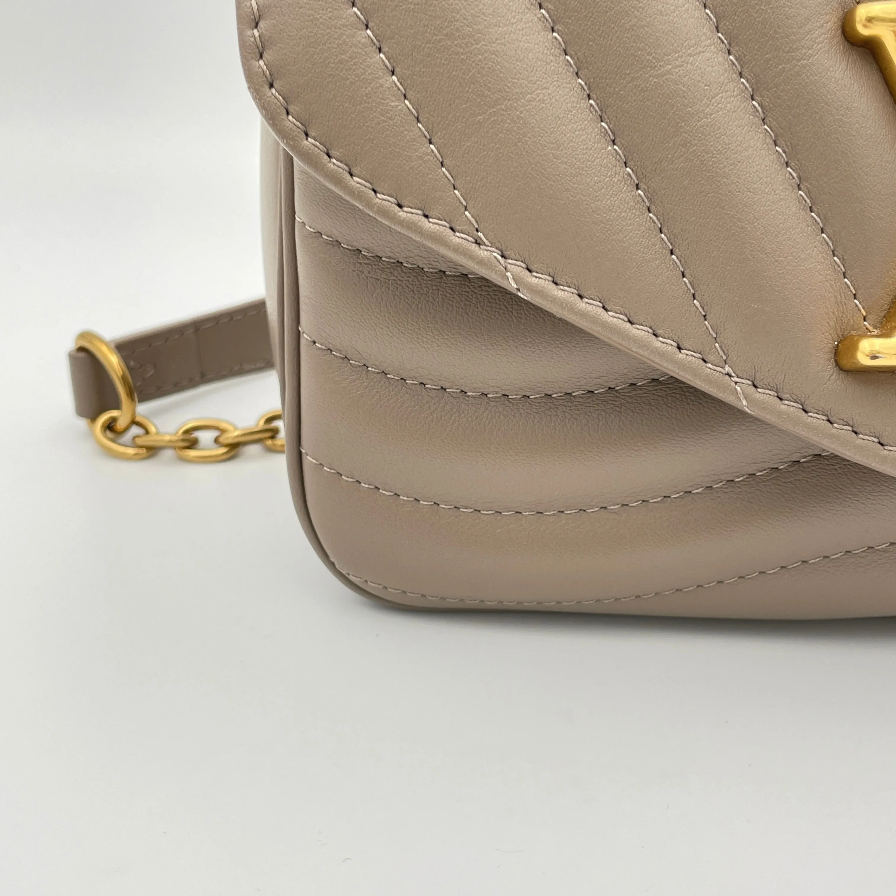 New Wave PM Beige Crossbody Bag in Calfskin, Gold hardware