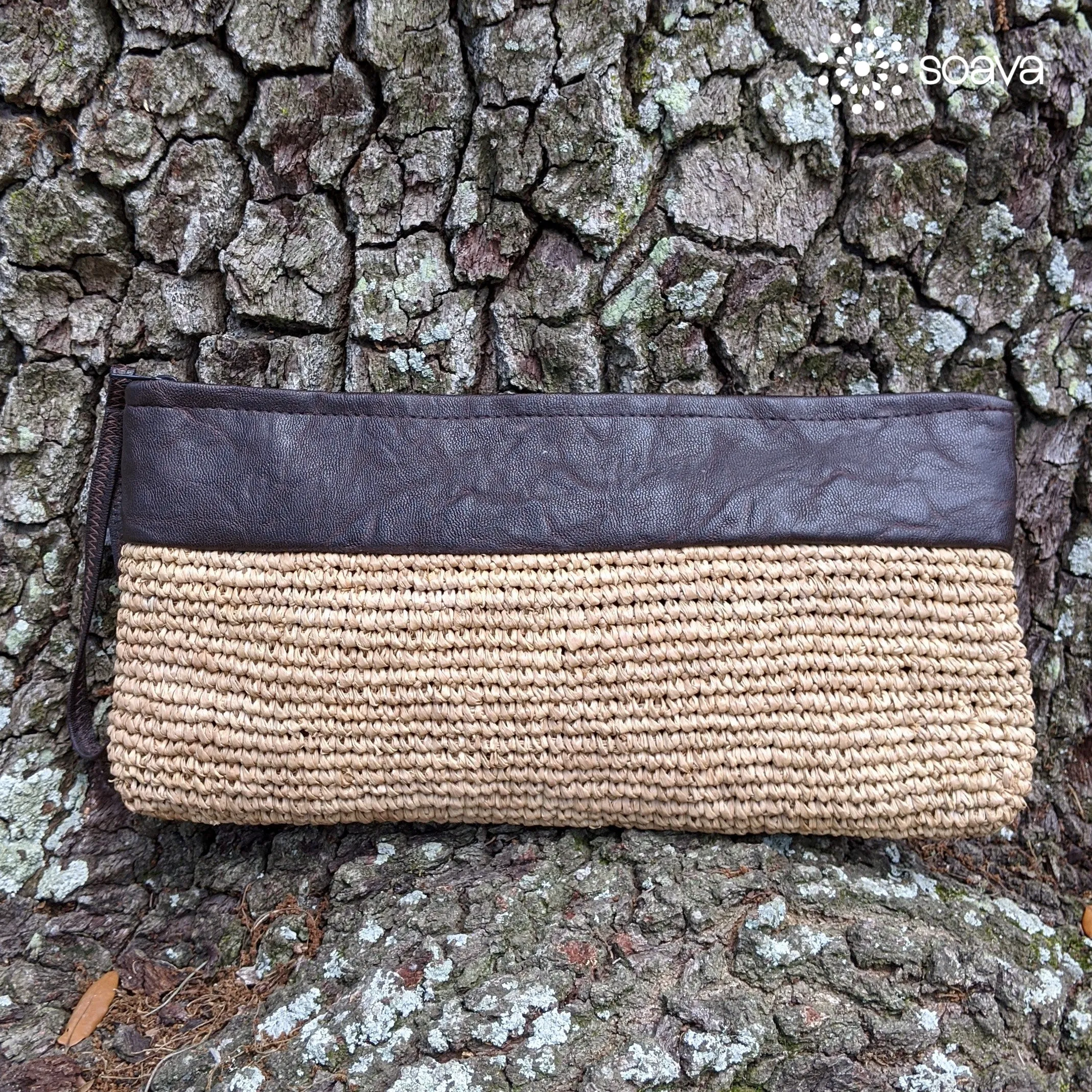 Raffia Straw Wristlet Clutch Bag