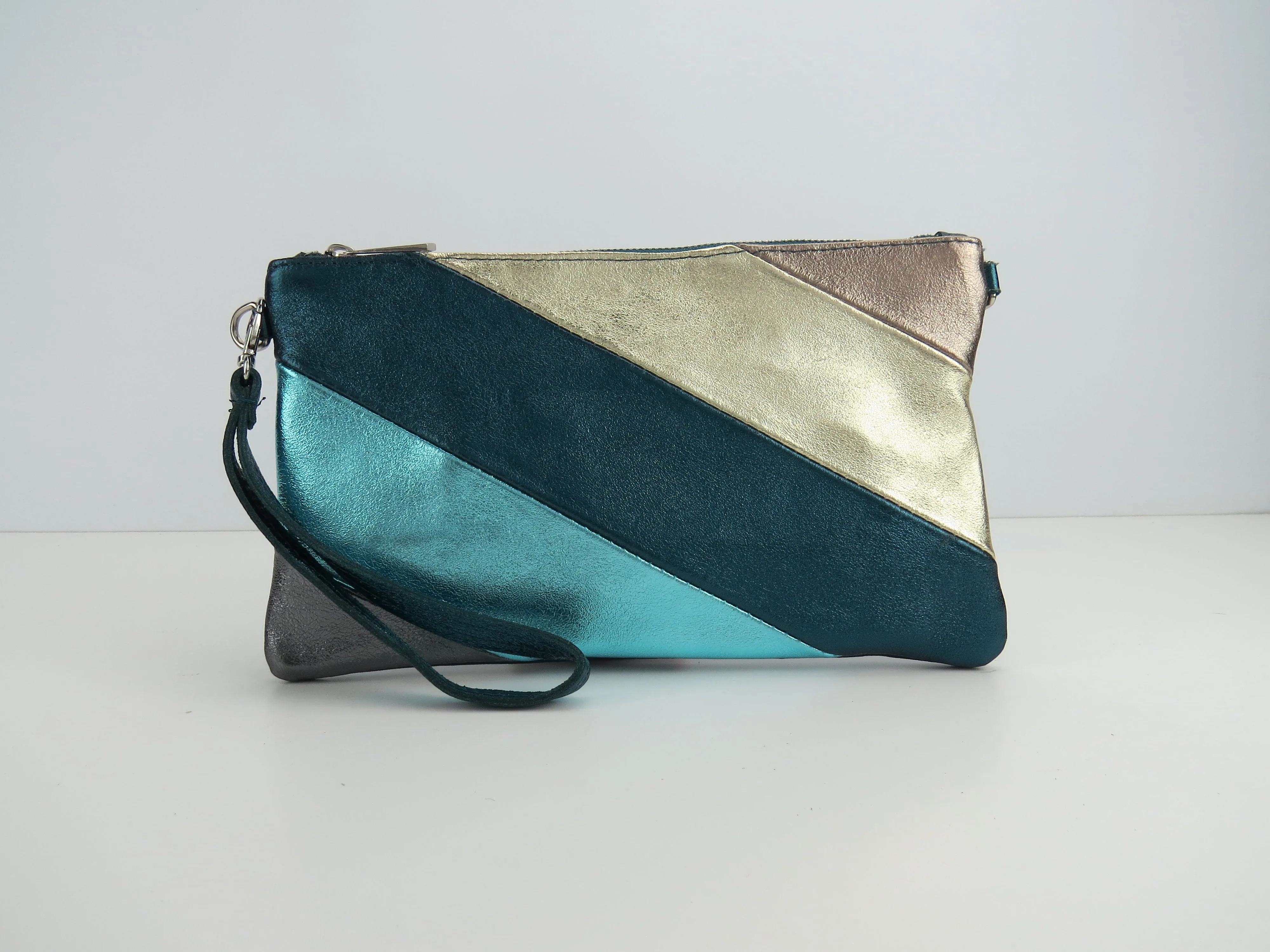 Teal Gold Retro-Stiped Clutch Bag