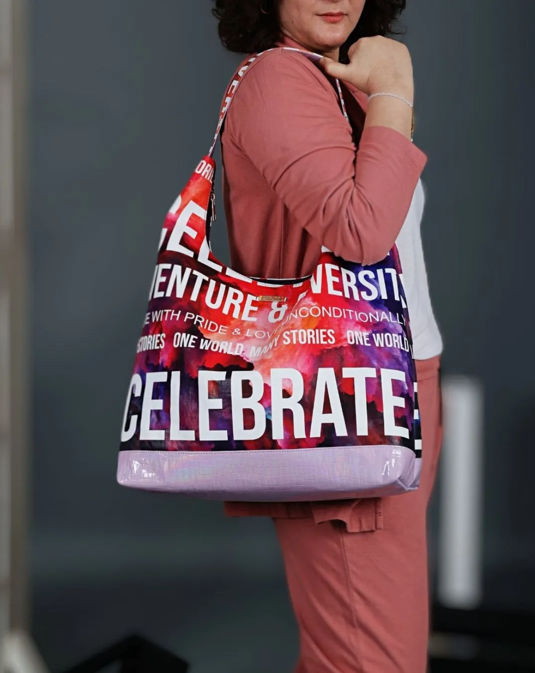 THE PRIDE HOBO - TOTE BAG FOR WOMEN