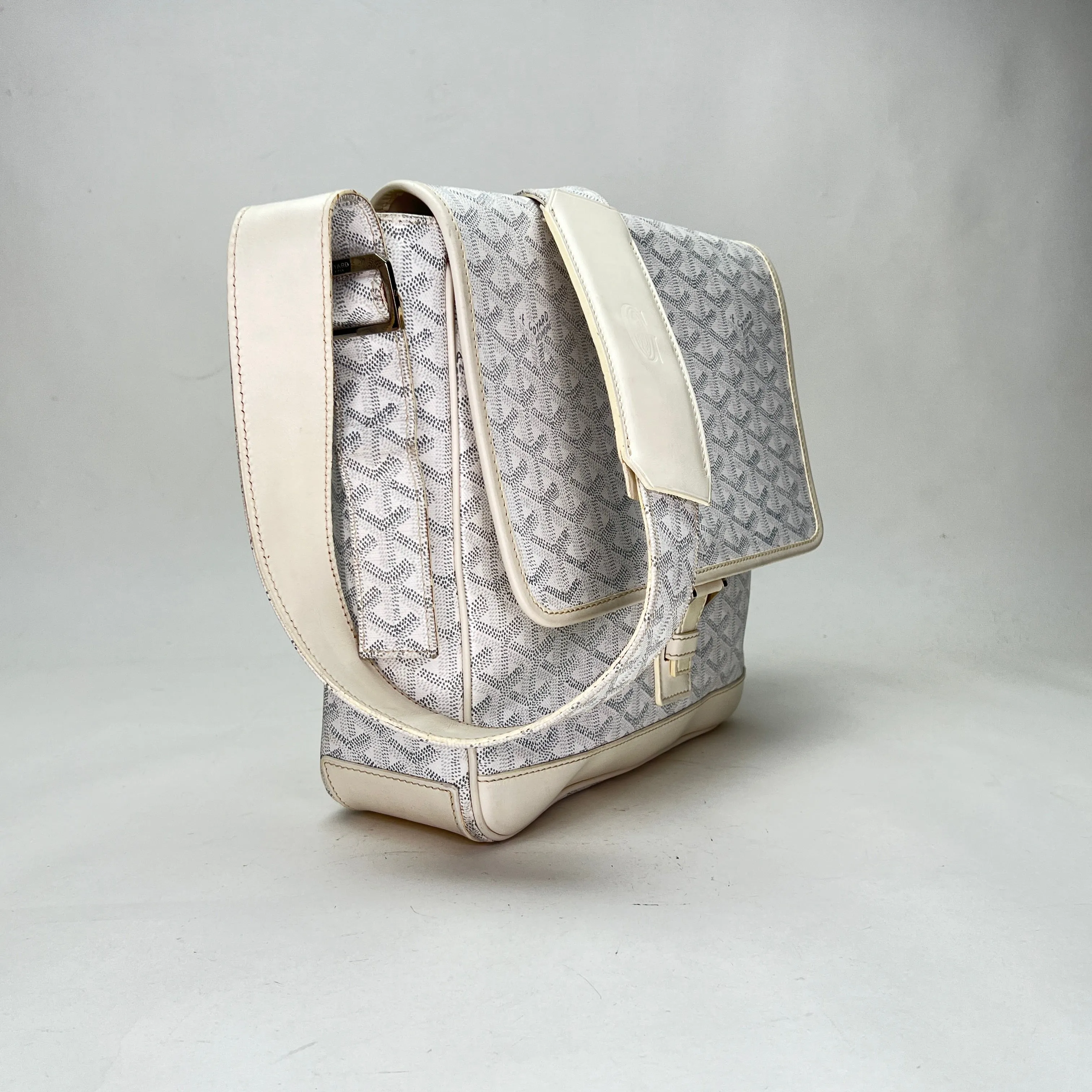 Urbain White Messenger Bag in Coated Canvas, Silver hardware