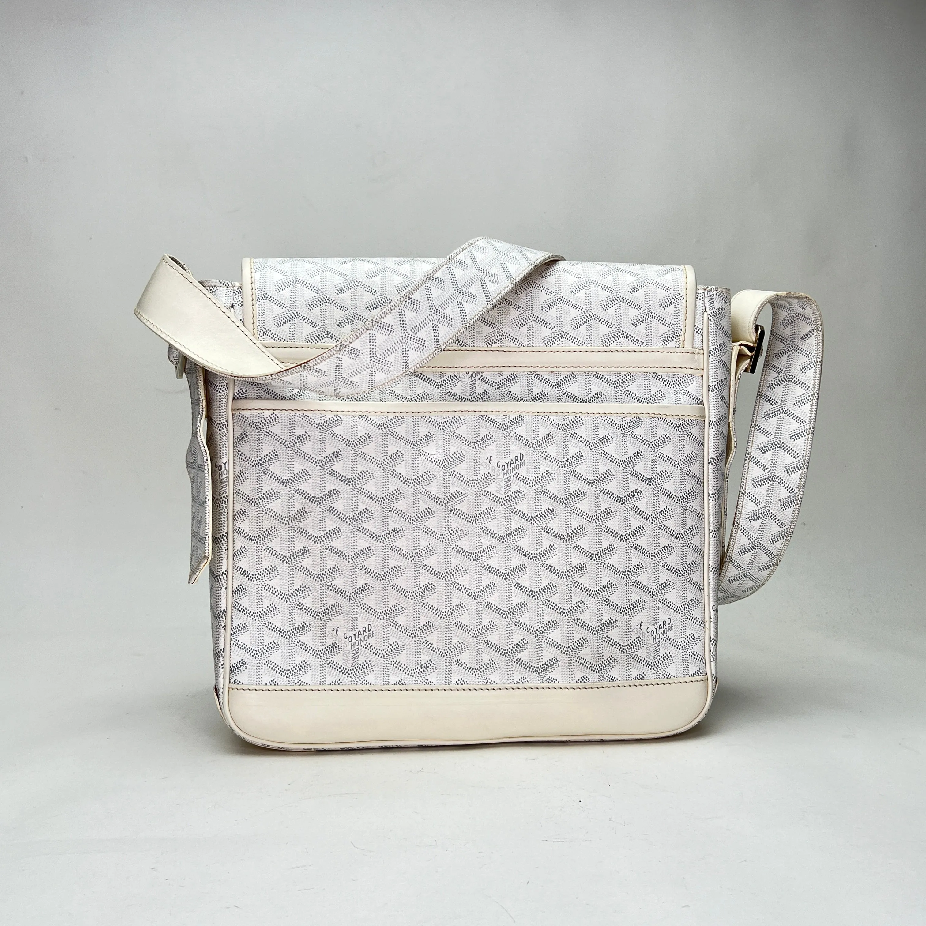 Urbain White Messenger Bag in Coated Canvas, Silver hardware