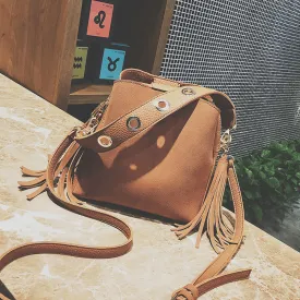 Vintage Female Zipper Leather Bucket Bag With Tassel For Daily Use