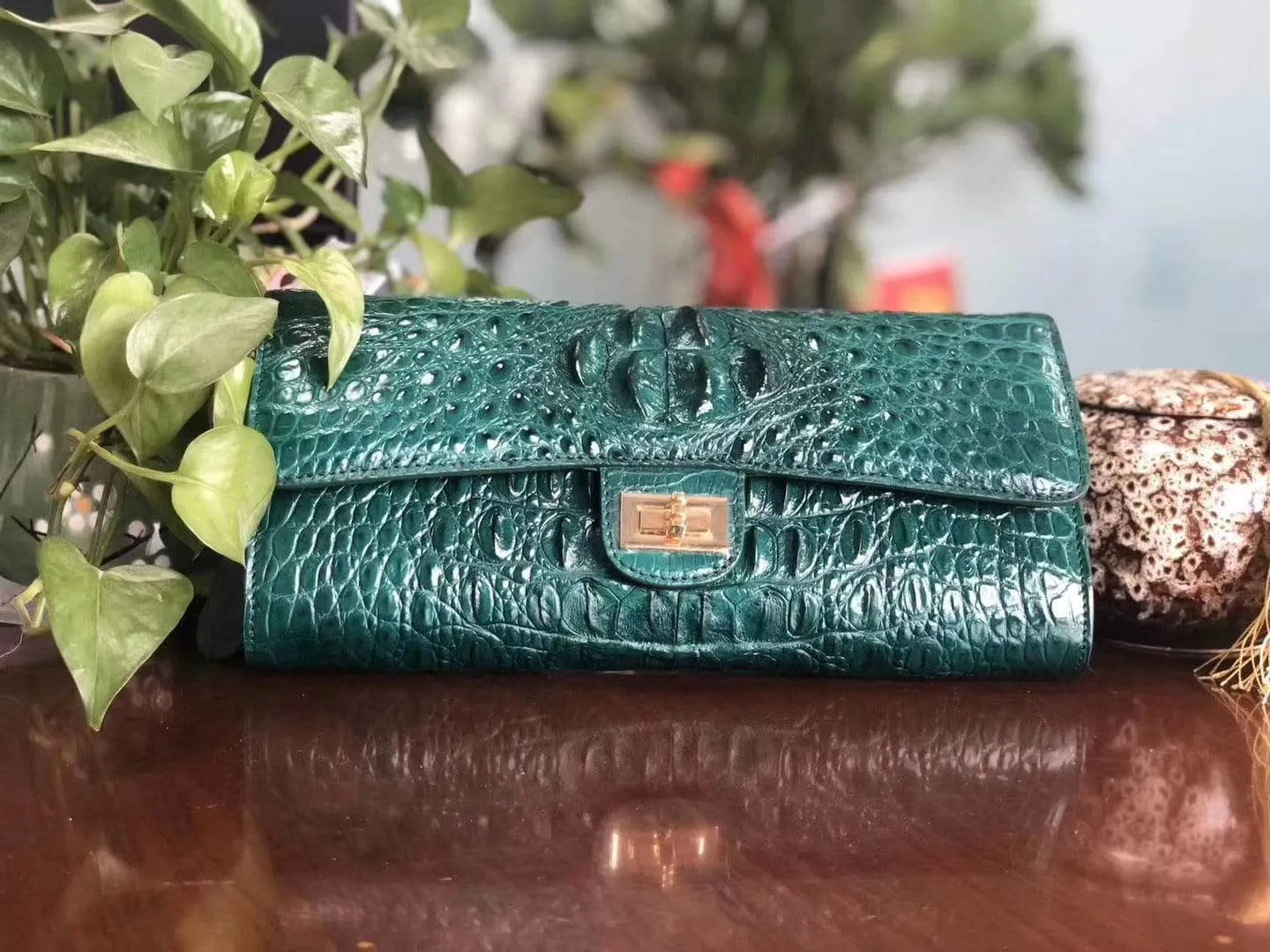 Women's Genuine Crocodile Leather Chain Crossbody Messenger Shoulder Bag